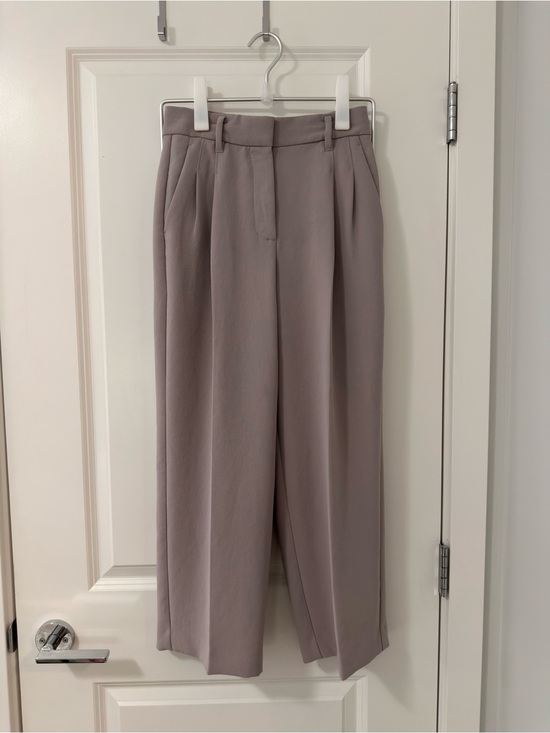 Wilfred Pants - Aritzia Wilfred Effortless Pant Cropped Size 0 Grey